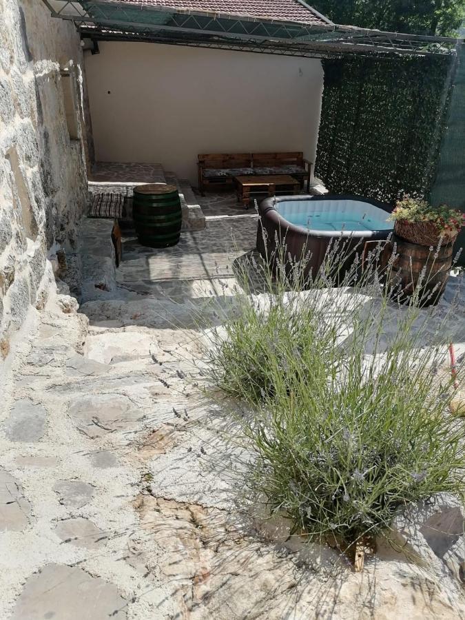 The Old Stable 1861 Villa Imotski Exterior photo