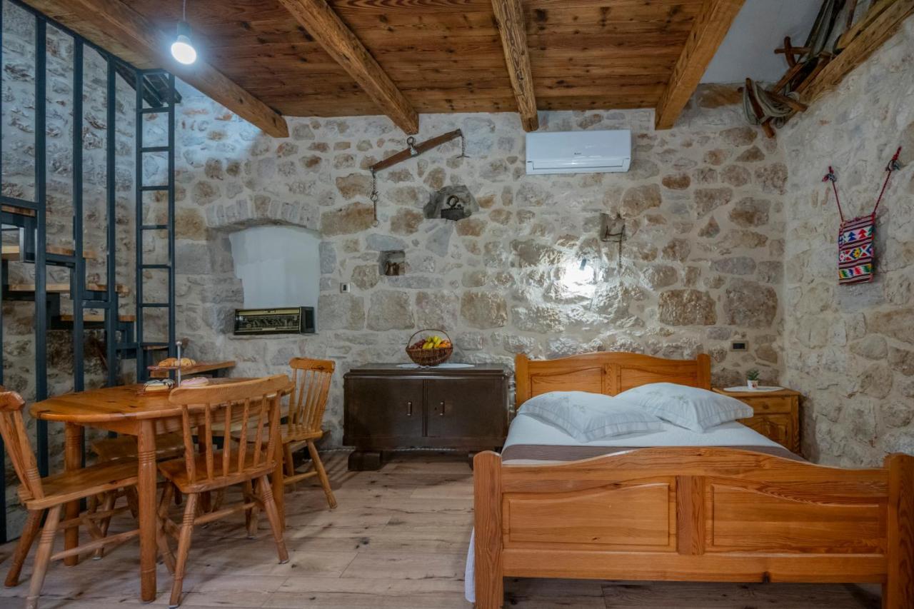 The Old Stable 1861 Villa Imotski Exterior photo